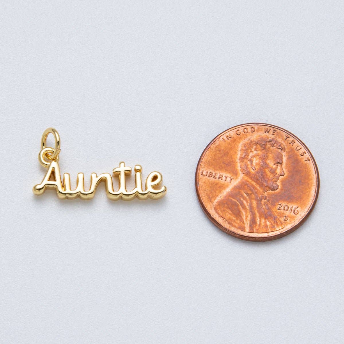 14K Gold Filled 20.5mm "Auntie" Minimalist Script Charm | Charms-00032