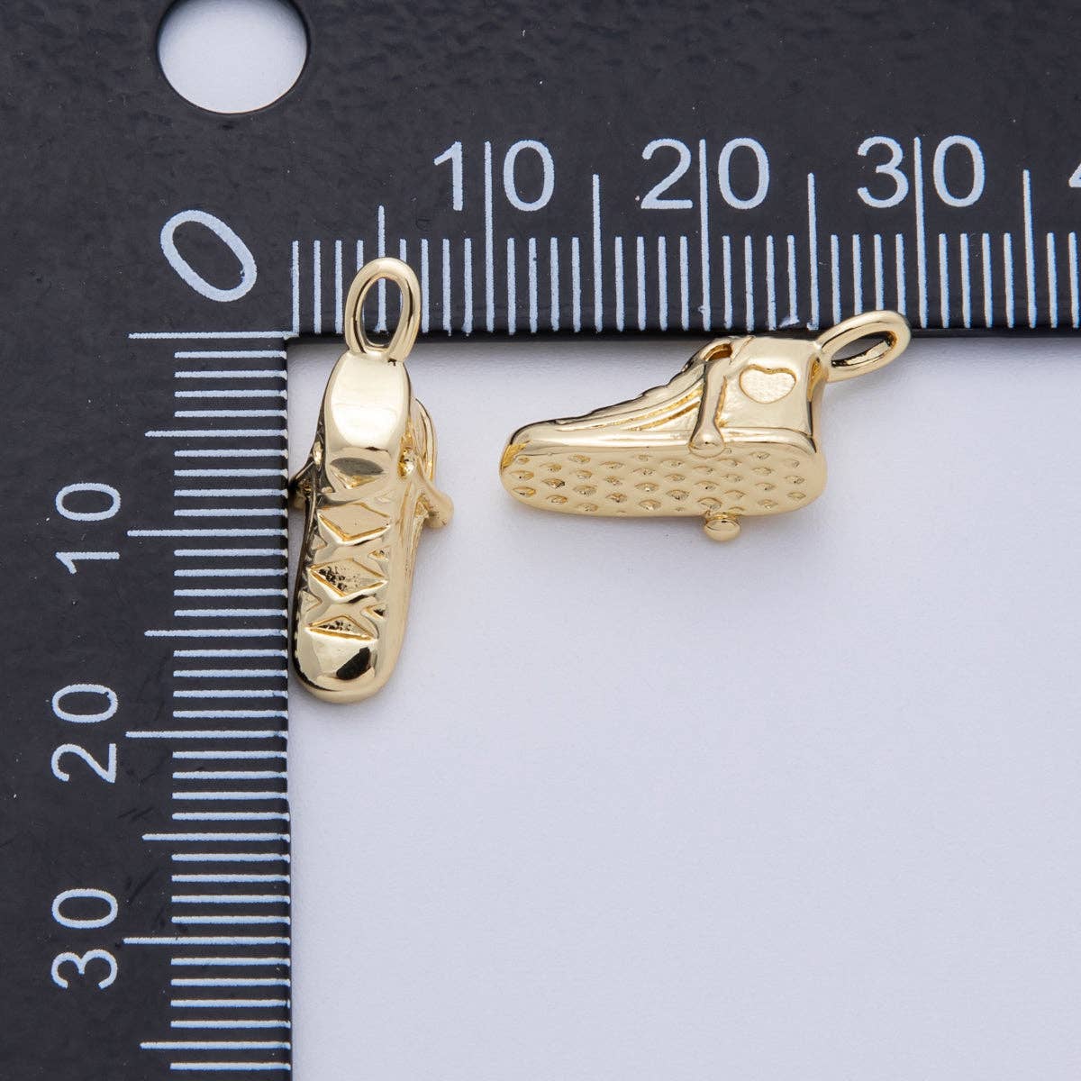 18K Gold Filled 20mm Sneakers Shoe 3D Multidimensional Charm | Charms-00094