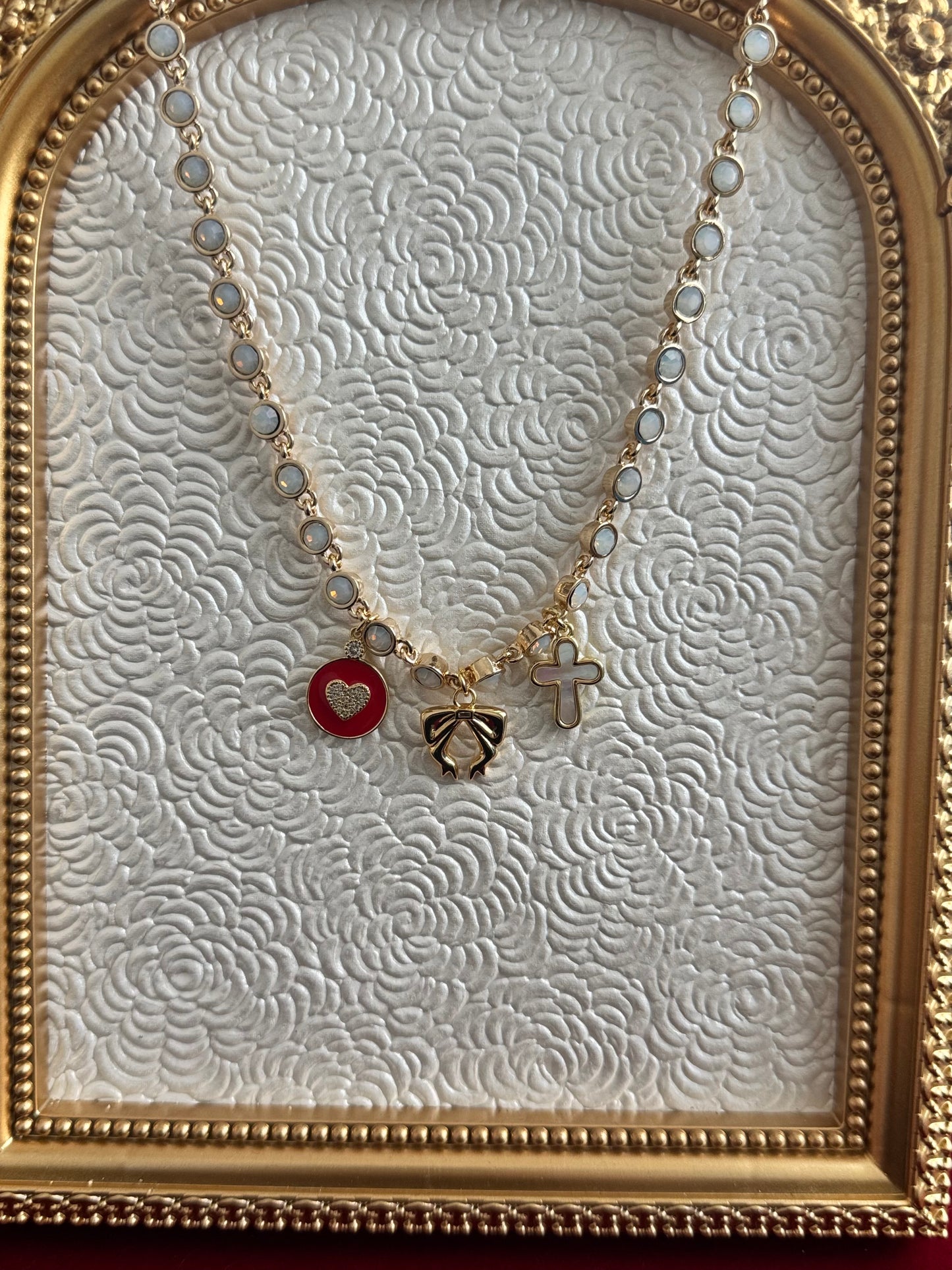 CHARM NECKLACE